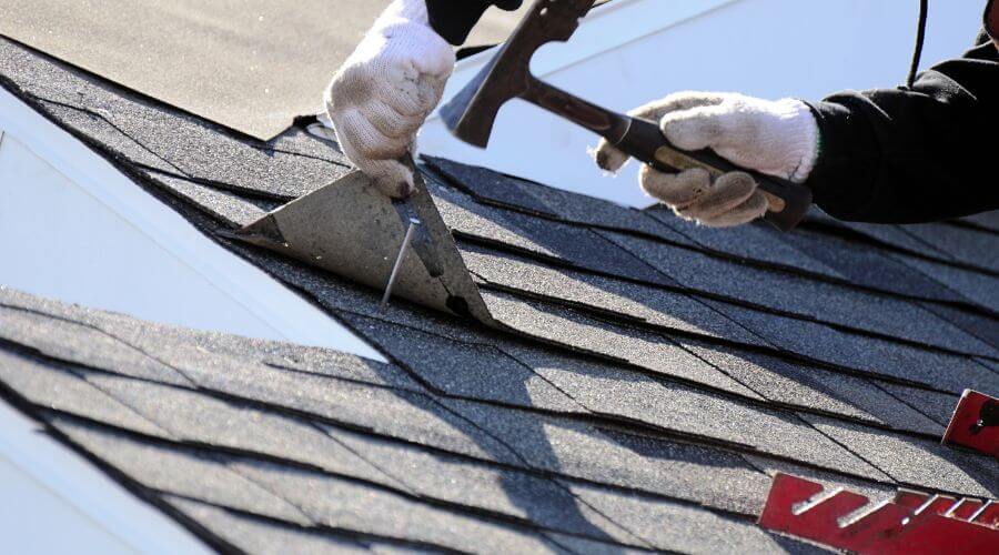 Professional gutter cleaning in West Middlesex, PA